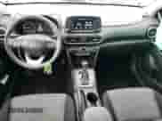 2020 Hyundai Kona SEL with VIN KM8K22AA1LU523042, listed as a Copart auction lot 71106232 with 42,282 mi miles and . Bid and sale history available at DreamBid. Image 8.