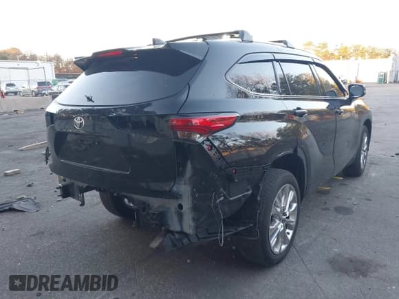 ✅ 2020 Toyota Highlander Limited • VIN: 5TDDZRBH2LS055789 • Lot: 43784971. Wystawiony na IAAI z przebiegiem 77 542 mil. Bezpłatny archiwum sprzedaży aukcyjnych z USA i szczegółowy raport historii pojazdu na DreamBid. Zdjęcie 4.