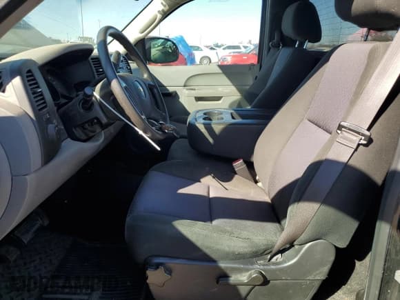 ✅ 2013 Chevrolet Silverado 1500 Work Truck • VIN: 1GCNCPEX0DZ233034 • Lot: 77428394. Listed on Copart with 110,819 mi. Free auction sales archive from the USA and detailed vehicle history report at DreamBid. Image 7.