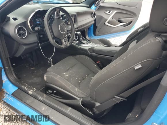 ✅ 2022 Chevrolet Camaro 1LT • VIN: 1G1FB3DX1N0128504 • Лот: 87809835. Опубликован ранее на Copart с пробегом 15 578 миль. Бесплатный доступ к архиву аукционных продаж из США и подробный отчёт об истории автомобиля на DreamBid. Изображение 7.