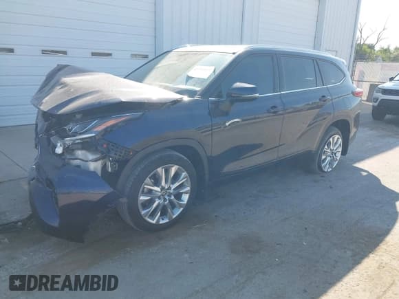 ✅ 2020 Toyota Highlander Limited • VIN: 5TDDZRBH5LS015903 • Lot: 43308080. Wystawiony na IAAI z przebiegiem 48 286 mil. Bezpłatny archiwum sprzedaży aukcyjnych z USA i szczegółowy raport historii pojazdu na DreamBid. Zdjęcie 17.
