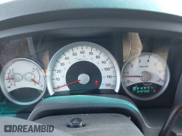 2005 Dodge Dakota Laramie with VIN 1D7HE58N95S138915, listed as a IAAI auction lot 41789883 with 342,402 mi miles and . Bid and sale history available at DreamBid. Image 7.