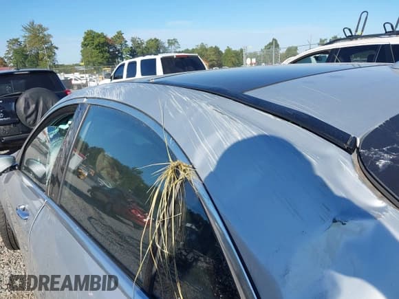 ✅ 2020 Mercedes-Benz S 560 • VIN: W1KUG8GB3LA529224 • Lot: 43186314. Listed on IAAI with 31,535 mi. Free auction sales archive from the USA and detailed vehicle history report at DreamBid. Image 15.