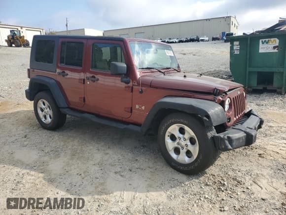 ✅ 2008 Jeep Wrangler Unlimited X • VIN: 1J4GB391X8L582277 • Лот: 90610105. Опубликован ранее на Copart с пробегом 114 034 миль. Бесплатный доступ к архиву аукционных продаж из США и подробный отчёт об истории автомобиля на DreamBid. Изображение 4.