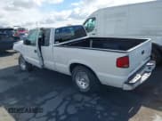 ✅ 2001 Chevrolet S-10 LS • VIN: 1GCCS195X1K143328 • Лот: 41420982. Опубликован ранее на IAAI с пробегом 282 852 миль. Бесплатный доступ к архиву аукционных продаж из США и подробный отчёт об истории автомобиля на DreamBid. Изображение 3.