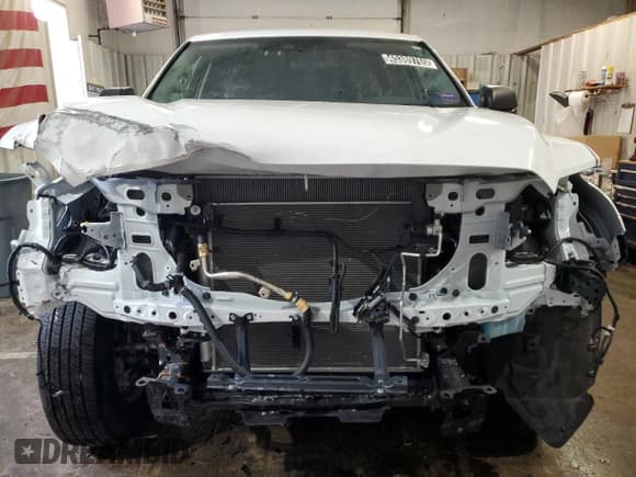 ✅ 2024 Toyota Tundra SR • VIN: 5TFKB5AA7RX034187 • Lot: 45389765. Wystawiony na Copart z przebiegiem 6 841 mil. Bezpłatny archiwum sprzedaży aukcyjnych z USA i szczegółowy raport historii pojazdu na DreamBid. Zdjęcie 5.