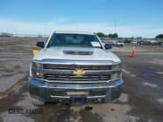 ✅ 2017 Chevrolet Silverado 2500HD Work Truck • VIN: 1GC1KUEYXHF225748 • Lot: 42691810. Listed on IAAI with 119,151 mi. Free auction sales archive from the USA and detailed vehicle history report at DreamBid. Image 13.