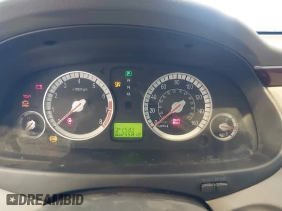 ✅ 2007 Hyundai Azera SE • VIN: KMHFC46F17A177886 • Lot: 42884352. Listed on IAAI with 255,812 mi. Free auction sales archive from the USA and detailed vehicle history report at DreamBid. Image 7.