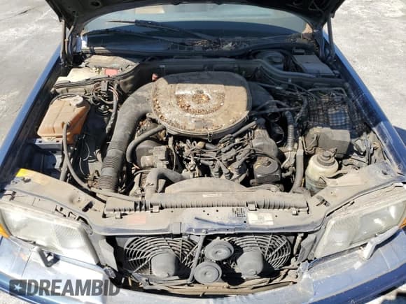 ✅ 1991 Mercedes-Benz 560 • VIN: WDBCA39EXMA564781 • Lot: 83885015. Wystawiony na Copart z przebiegiem 139 648 mil. Bezpłatny archiwum sprzedaży aukcyjnych z USA i szczegółowy raport historii pojazdu na DreamBid. Zdjęcie 11.