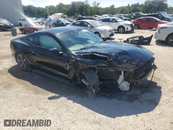 ✅ 2016 Ford Mustang V6 • VIN: 1FA6P8AM7G5277236 • Lot: 71730105. Wystawiony na Copart z przebiegiem 117 515 mil. Bezpłatny archiwum sprzedaży aukcyjnych z USA i szczegółowy raport historii pojazdu na DreamBid. Zdjęcie 4.