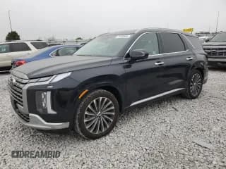 ✅ 2024 Hyundai Palisade Calligraphy • VIN: KM8R7DGE1RU737320 • Лот: 75405904. Опубликован ранее на Copart с пробегом 5 597 миль. Бесплатный доступ к архиву аукционных продаж из США и подробный отчёт об истории автомобиля на DreamBid. Изображение 1.