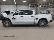 ✅ 2020 Chevrolet Silverado 1500 LT Trail Boss • VIN: 1GCPYFED8LZ333908 • Lot: 42949288. Wystawiony na IAAI z przebiegiem Nie podano. Bezpłatny archiwum sprzedaży aukcyjnych z USA i szczegółowy raport historii pojazdu na DreamBid. Zdjęcie 14.
