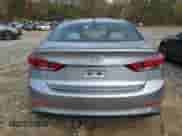 2017 Hyundai Elantra SE z VIN 5NPD84LF2HH024963, wystawiony jako Copart lot #91060625 z przebiegiem 149 159 mil mil oraz Czysty tytuł • Clean title. Historia ofert i sprzedaży dostępna na DreamBid. Obrazek 6.