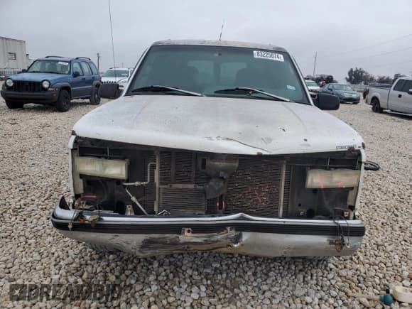 ✅ 1996 GMC Suburban • VIN: 1GDEC16R1TJ741423 • Lot: 83225074. Wystawiony na Copart z przebiegiem 488 815 mil. Bezpłatny archiwum sprzedaży aukcyjnych z USA i szczegółowy raport historii pojazdu na DreamBid. Zdjęcie 5.