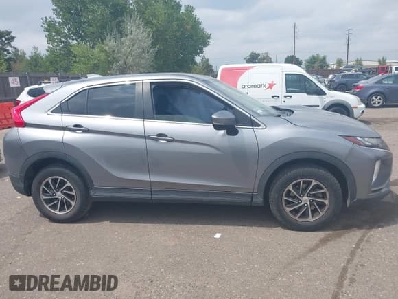✅ 2020 Mitsubishi Eclipse Cross ES • VIN: JA4AS3AA6LZ034266 • Lot: 43065320. Wystawiony na IAAI z przebiegiem 85 122 mil. Bezpłatny archiwum sprzedaży aukcyjnych z USA i szczegółowy raport historii pojazdu na DreamBid. Zdjęcie 13.
