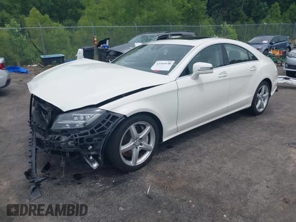 ✅ 2013 Mercedes-Benz CLS 550 • VIN: WDDLJ7DB1DA059112 • Lot: 42369038. Listed on IAAI with 117,739 mi. Free auction sales archive from the USA and detailed vehicle history report at DreamBid. Image 18.