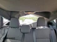 ✅ 2017 Ford Fiesta ST • VIN: 3FADP4GX4HM141000 • Lot: 62156945. Wystawiony na Copart z przebiegiem 98 340 mil. Bezpłatny archiwum sprzedaży aukcyjnych z USA i szczegółowy raport historii pojazdu na DreamBid. Zdjęcie 10.