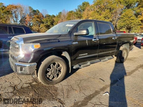 ✅ 2014 Toyota Tundra SR5 • VIN: 5TFEY5F19EX168939 • Lot: 92886275. Listed on Copart with 179,041 mi. Free auction sales archive from the USA and detailed vehicle history report at DreamBid. Image 1.