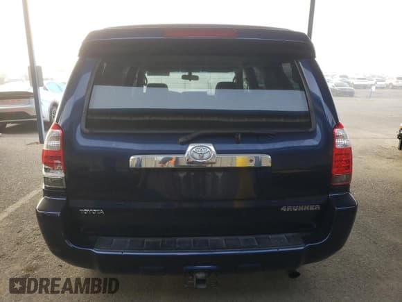 ✅ 2006 Toyota 4Runner SR5 • VIN: JTEBU14R968061493 • Lot: 91975805. Listed on Copart with 207,166 mi. Free auction sales archive from the USA and detailed vehicle history report at DreamBid. Image 6.