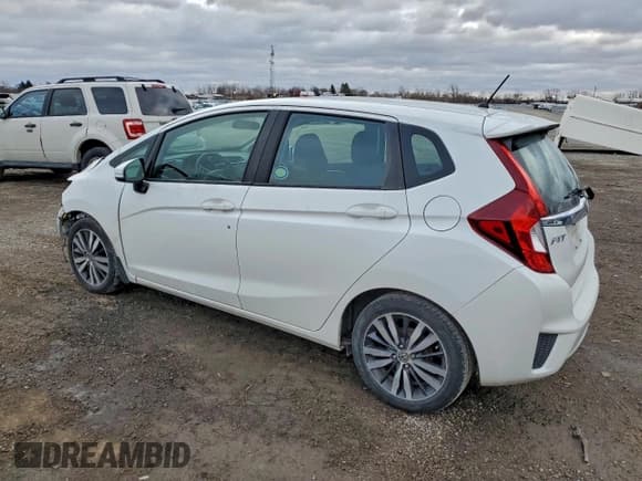 ✅ 2016 Honda Fit EX • VIN: 3HGGK5H75GM105102 • Lot: 94568625. Listed on Copart with 111,770 mi. Free auction sales archive from the USA and detailed vehicle history report at DreamBid. Image 2.