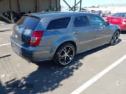 ✅ 2005 Dodge Magnum RT • VIN: 2D4GV58225H514554 • Lot: 43326654. Listed on IAAI with 286,863 mi. Free auction sales archive from the USA and detailed vehicle history report at DreamBid. Image 4.