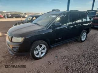 ✅ 2016 Jeep Compass Sport SE • VIN: 1C4NJCBA9GD666352 • Lot: 92598185. Wystawiony na Copart z przebiegiem 139 740 mil. Bezpłatny archiwum sprzedaży aukcyjnych z USA i szczegółowy raport historii pojazdu na DreamBid. Zdjęcie 1.