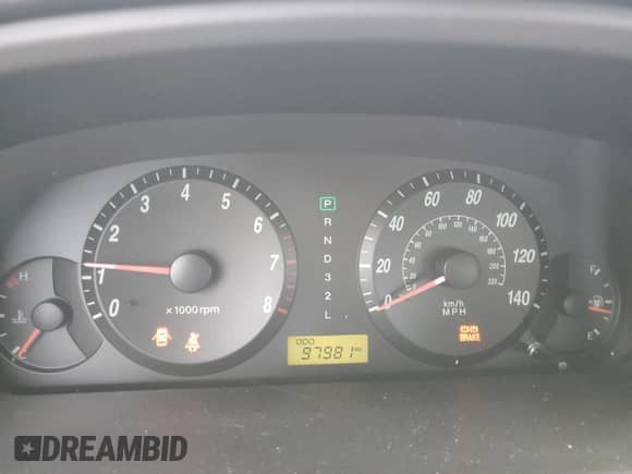 ✅ 2004 Hyundai Elantra GLS • VIN: KMHDN46D24U923532 • Лот: 83313024. Размещён на Copart с пробегом 97 981 миль миль. Получите бесплатный доступ к архиву аукционных продаж из США и посмотрите подробный отчёт об истории автомобиля на DreamBid. Изображение 9.