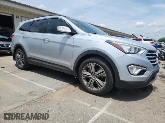 ✅ 2016 Hyundai Santa Fe Limited • VIN: KM8SR4HF2GU163858 • Лот: 62098005. Опубликован ранее на Copart с пробегом 70 080 миль. Бесплатный доступ к архиву аукционных продаж из США и подробный отчёт об истории автомобиля на DreamBid. Изображение 4.