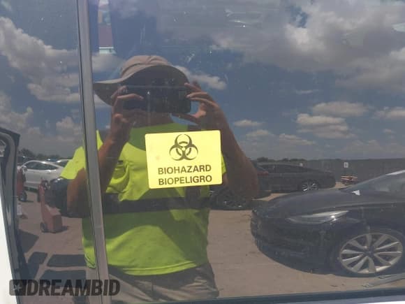 ✅ 2015 Ford F-150 XLT • VIN: 1FTEW1EG1FFA70273 • Lot: 42982925. Listed on IAAI with Not provided. Free auction sales archive from the USA and detailed vehicle history report at DreamBid. Image 9.