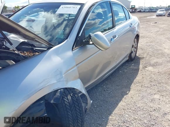 ✅ 2008 Honda Accord EX-L • VIN: 1HGCP368X8A008153 • Лот: 43060783. Опубликован ранее на IAAI с пробегом 105 533 миль. Бесплатный доступ к архиву аукционных продаж из США и подробный отчёт об истории автомобиля на DreamBid. Изображение 6.