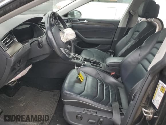 ✅ 2019 Volkswagen Arteon • VIN: WVWDR7AN5KE026920 • Lot: 71463264. Listed on Copart with 60,203 mi. Free auction sales archive from the USA and detailed vehicle history report at DreamBid. Image 7.