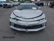 ✅ 2017 Chevrolet Camaro 2LT • VIN: 1G1FC1RS5H0157118 • Lot: 40676272. Listed on IAAI with 92,108 mi. Free auction sales archive from the USA and detailed vehicle history report at DreamBid. Image 6.