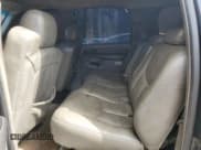 ✅ 2003 Chevrolet Suburban Z71 • VIN: 3GNFK16Z03G327635 • Лот: 49971235. Опубликован ранее на Copart с пробегом Не указан. Бесплатный доступ к архиву аукционных продаж из США и подробный отчёт об истории автомобиля на DreamBid. Изображение 11.