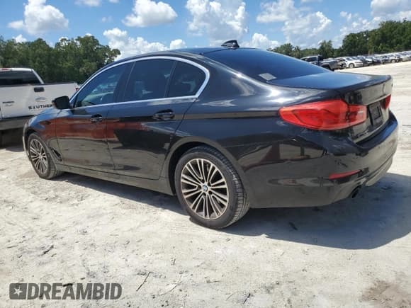 ✅ 2020 BMW 5 Series 530i • VIN: WBAJR3C01LWW58996 • Lot: 69273675. Wystawiony na Copart z przebiegiem 171 975 mil. Bezpłatny archiwum sprzedaży aukcyjnych z USA i szczegółowy raport historii pojazdu na DreamBid. Zdjęcie 2.