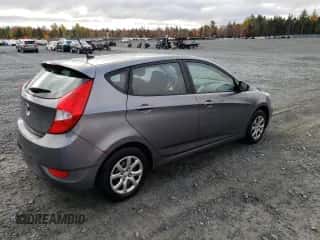 2014 Hyundai Accent GS с VIN KMHCT5AE6EU177501, выставлен на аукционе Copart как лот 84921615 с пробегом 65 930 миль миль и Списание • Salvage title. История ставок и продаж доступна на DreamBid. Изображение 3.