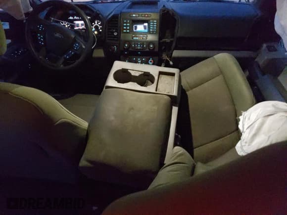 ✅ 2015 Ford F-150 XLT • VIN: 1FTEW1E81FKD23656 • Лот: 46642305. Опубликован ранее на Copart с пробегом 119 329 миль. Бесплатный доступ к архиву аукционных продаж из США и подробный отчёт об истории автомобиля на DreamBid. Изображение 8.