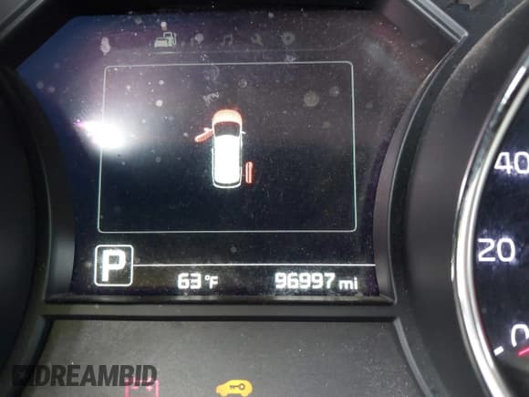 ✅ 2016 Kia Sedona EX • VIN: KNDMC5C1XG6126089 • Lot: 42575161. Listed on IAAI with 96,997 mi. Free auction sales archive from the USA and detailed vehicle history report at DreamBid. Image 15.