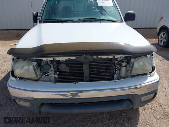 ✅ 2002 Toyota Tacoma • VIN: 5TEHN72N52Z014890 • Lot: 37759406. Listed on IAAI with 228,925 mi. Free auction sales archive from the USA and detailed vehicle history report at DreamBid. Image 18.