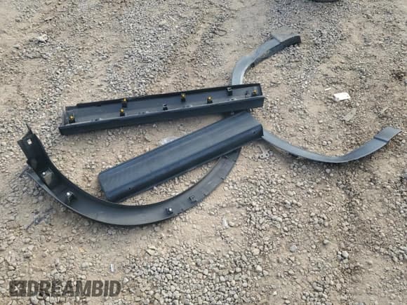 ✅ 2019 Mazda CX-9 Touring • VIN: JM3TCACYXK0308878 • Lot: 81946995. Listed on Copart with 107,307 mi. Free auction sales archive from the USA and detailed vehicle history report at DreamBid. Image 13.