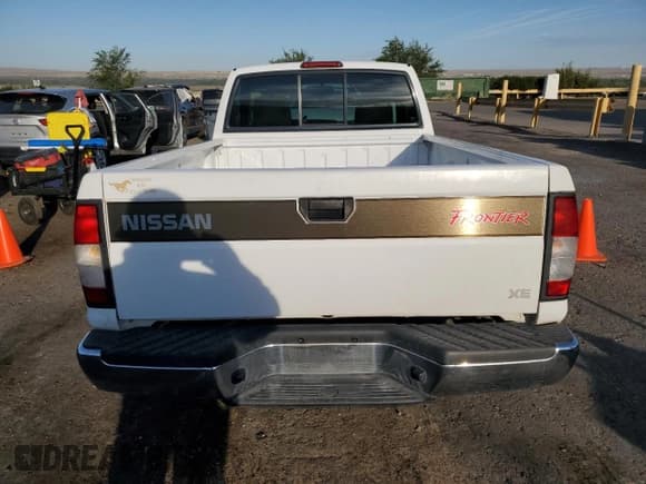✅ 1998 Nissan Frontier XE • VIN: 1N6DD21SXWC366246 • Lot: 67872835. Listed on Copart with 162,318 mi. Free auction sales archive from the USA and detailed vehicle history report at DreamBid. Image 6.