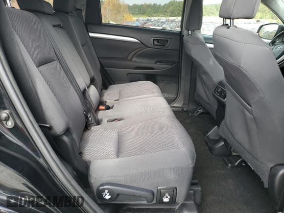 ✅ 2018 Toyota Highlander LE • VIN: 5TDZZRFH1JS239800 • Lot: 91466585. Listed on Copart with 66,005 mi. Free auction sales archive from the USA and detailed vehicle history report at DreamBid. Image 11.