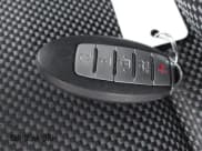 ✅ 2019 Nissan Pathfinder SV • VIN: 5N1DR2MM9KC652760 • Lot: 43879616. Wystawiony na IAAI z przebiegiem 102 389 mil. Bezpłatny archiwum sprzedaży aukcyjnych z USA i szczegółowy raport historii pojazdu na DreamBid. Zdjęcie 11.