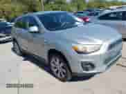 2013 Mitsubishi Outlander ES с VIN 4A4AP3AUXDE001726, выставлен на аукционе IAAI как лот 43480418 с пробегом 124 387 миль миль и . История ставок и продаж доступна на DreamBid. Изображение 1.