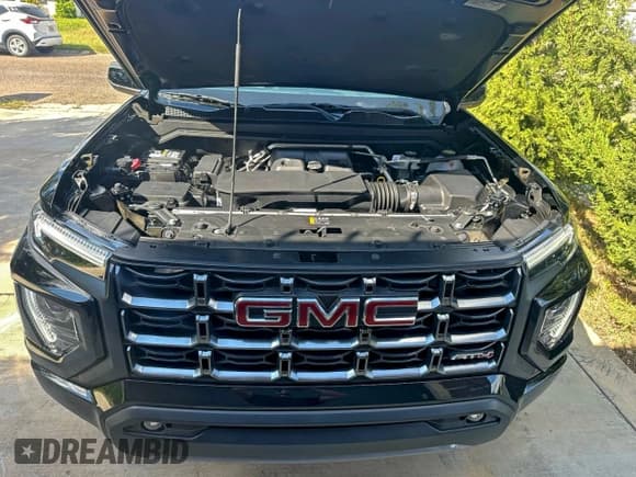 ✅ 2023 GMC Canyon 4WD AT4 • VIN: 1GTP6DEK5P1266181 • Лот: 90761935. Опубликован ранее на Copart с пробегом 11 764 миль. Бесплатный доступ к архиву аукционных продаж из США и подробный отчёт об истории автомобиля на DreamBid. Изображение 7.