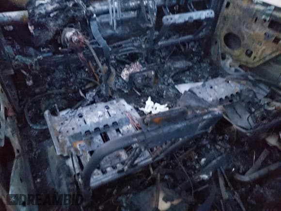 ✅ 2006 Lincoln Mark LT • VIN: 5LTPW18566FJ13036 • Lot: 89167825. Listed on Copart with Not provided. Free auction sales archive from the USA and detailed vehicle history report at DreamBid. Image 8.