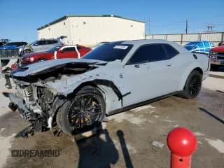 ✅ 2022 Dodge Challenger SRT Super Stock • VIN: 2C3CDZL98NH226312 • Лот: 47171705. Опубликован ранее на Copart с пробегом 32 233 миль. Бесплатный доступ к архиву аукционных продаж из США и подробный отчёт об истории автомобиля на DreamBid. Изображение 1.