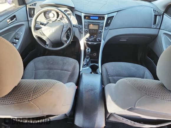 ✅ 2013 Hyundai Sonata GLS • VIN: 5NPEB4AC7DH513920 • Lot: 86528255. Listed on Copart with 238,723 mi. Free auction sales archive from the USA and detailed vehicle history report at DreamBid. Image 8.