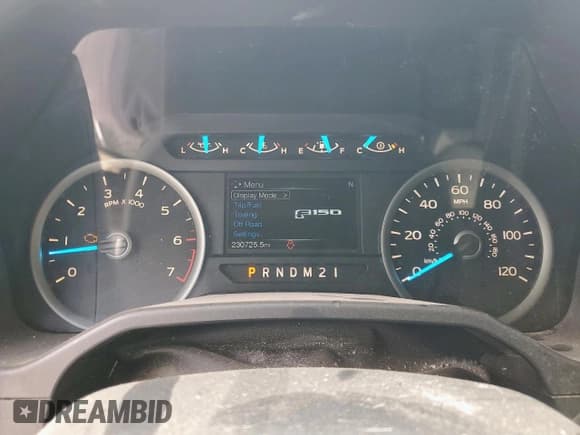 ✅ 2017 Ford F-150 XL • VIN: 1FTEW1CP6HKC32699 • Lot: 67308285. Listed on Copart with 230,725 mi. Free auction sales archive from the USA and detailed vehicle history report at DreamBid. Image 9.