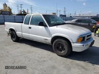 ✅ 1997 Chevrolet S-10 LS • VIN: 1GCCS19XXV8179864 • Лот: 50776345. Опубликован ранее на Copart с пробегом 273 311 миль. Бесплатный доступ к архиву аукционных продаж из США и подробный отчёт об истории автомобиля на DreamBid. Изображение 4.