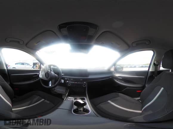 2024 Hyundai Sonata SEL z VIN KMHL34JJ3RA092341, wystawiony jako IAAI lot #42483157 z przebiegiem 14 185 mil mil oraz . Historia ofert i sprzedaży dostępna na DreamBid. Obrazek 18.